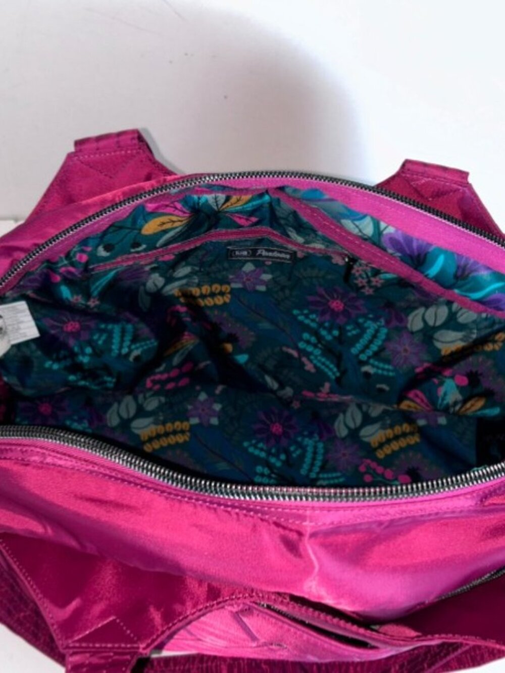 Lug Pontoon 2 Overnight Bag Raspberry Berry Red - Picture 10 of 14